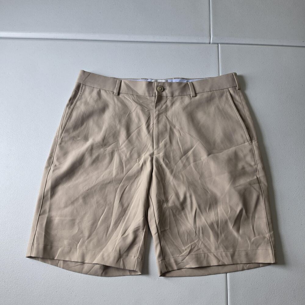 Peter Millar Salem Classic Fit Shorts Mens 34 Beige Golf 9 Inseam Stretch Tech